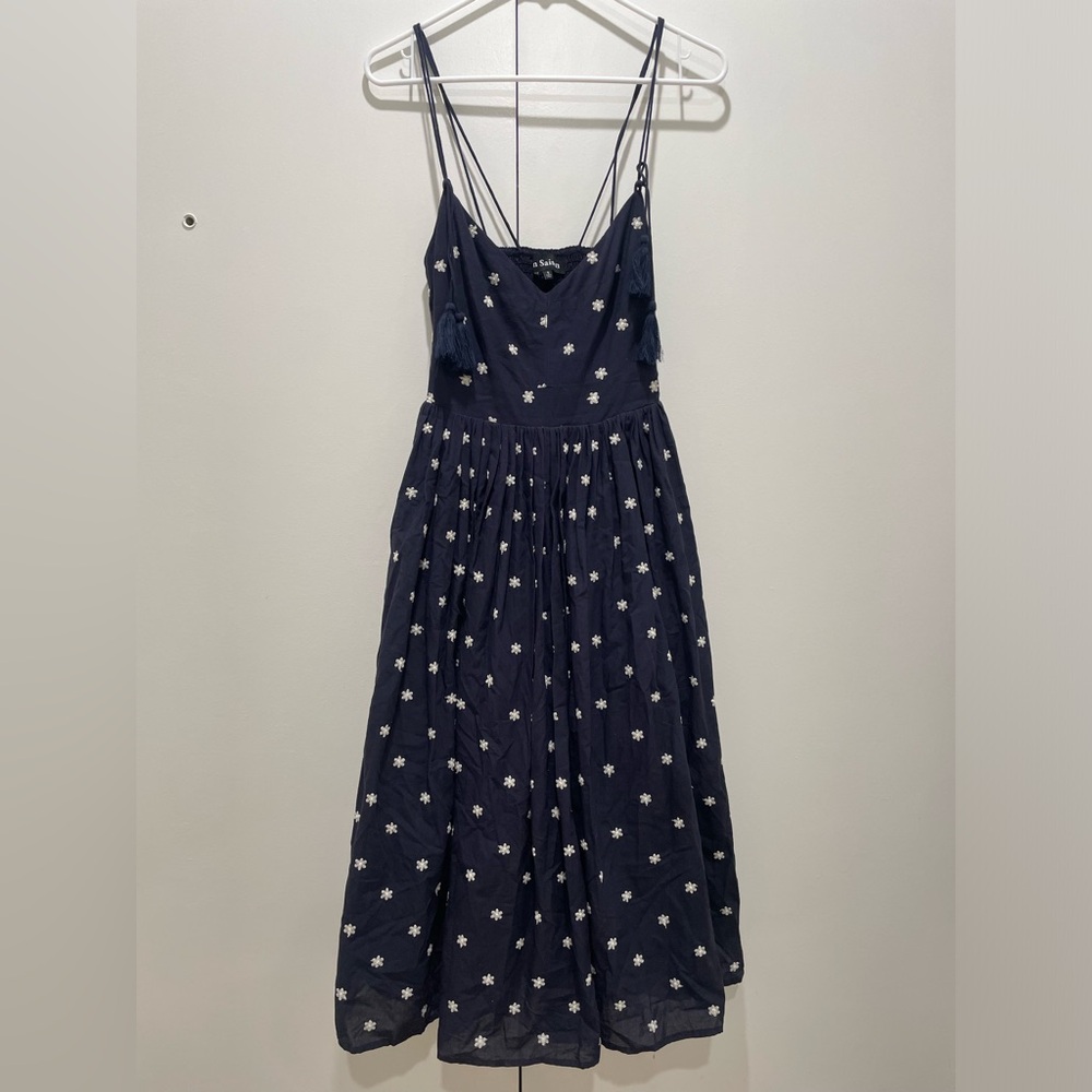 En Saison Navy Blue Star Midi Dress with White Embroidered Hem - Picture 6 of 12